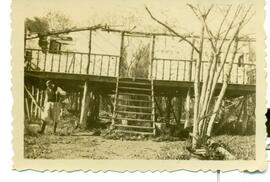 Casa sobre pilotes en las islas